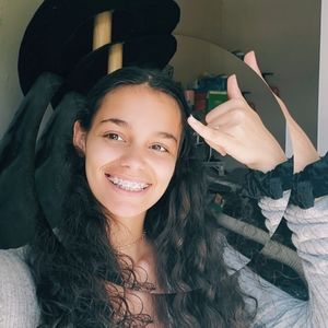 Meet your Posher, Celena